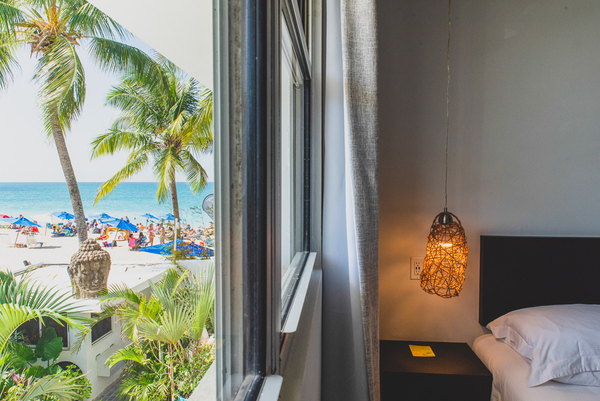 N1 Beach House - Ocean View Photo 6